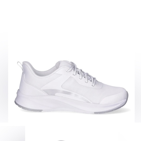 Athletic Works Shoes - Athletic Works Women's Lifestyle Mesh Jogger Sneakers w/ Memory Foam Sz 7